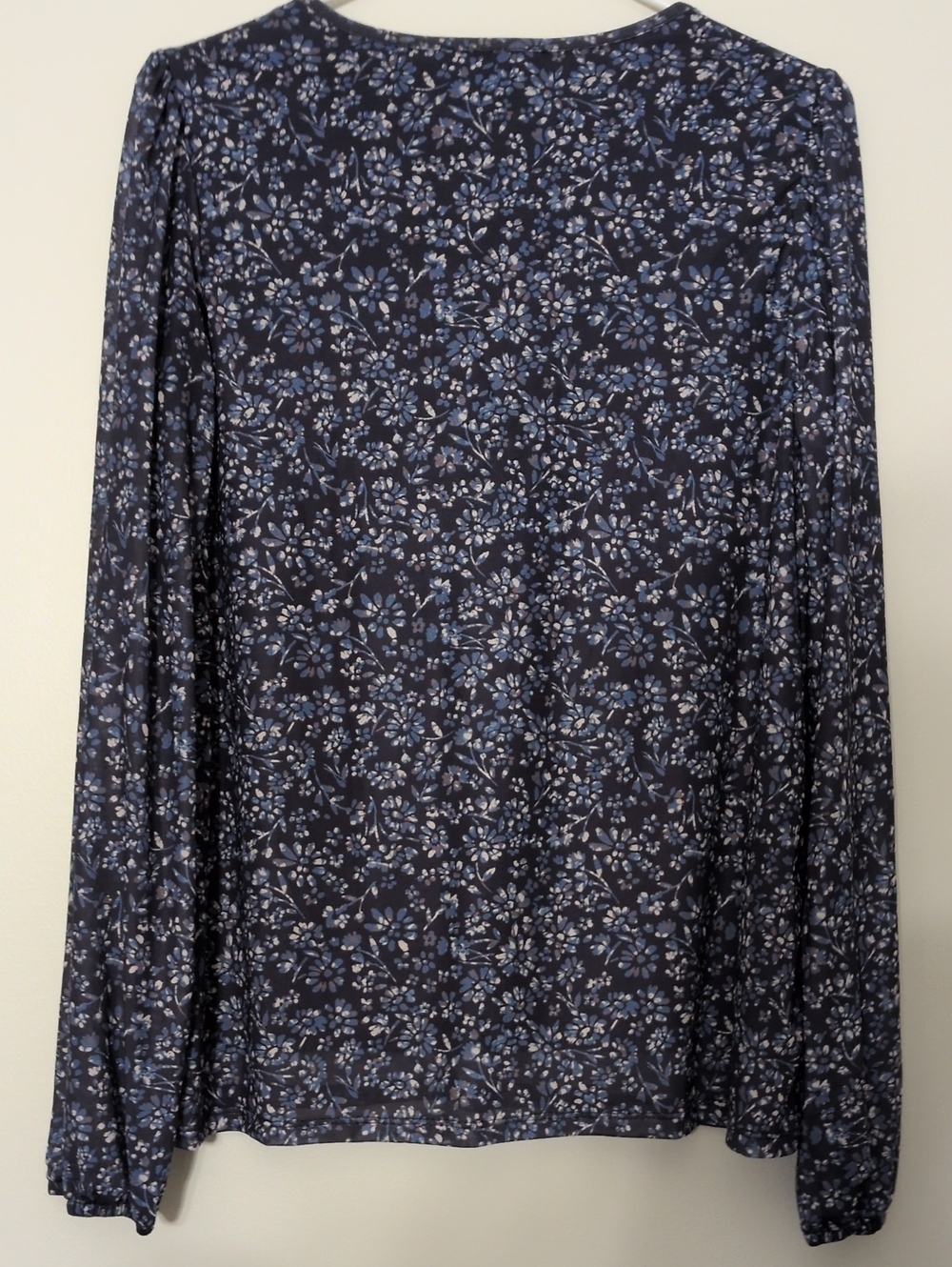 Preswick and Moore NWT Black Blue and White Floral Blouse Lined Body Size M - Picture 4 of 6